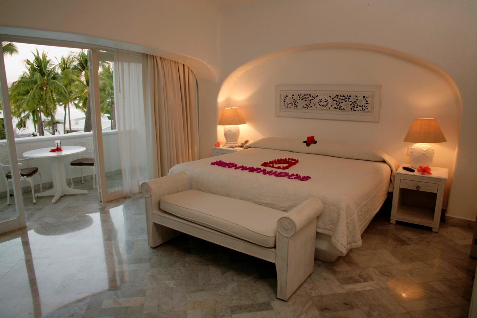 라스 아다스 바이 브리사스 만사니요 외부 사진 A bedroom at the resort